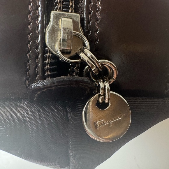 Salvatore Ferragamo Canvas Nylon & Leather Brown Cosmetic Toiletry Travel Pouch - Picture 7 of 10